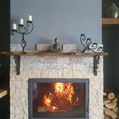 India - Bibliothek Prázdninový dům Ledenik