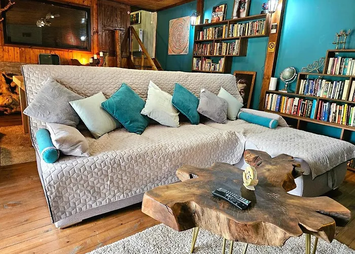 India - Bibliothek 度假居 *