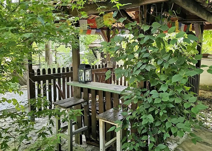 度假居 India - Bibliothek